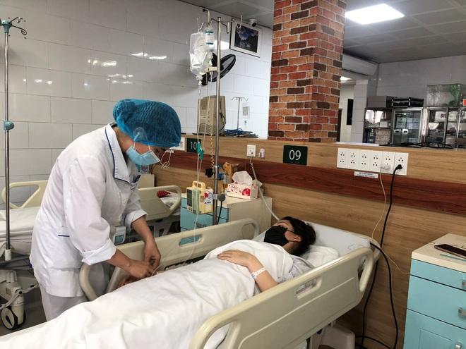 Bác sĩ cảnh báo nguy cơ ngộ độc với bài thuốc trị Covid-19 trên mạng-2