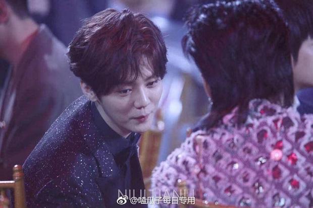 Ngô Diệc Phàm tiếp cận tình nghi hôi nách số 2 trước khi phải nín thở?-2