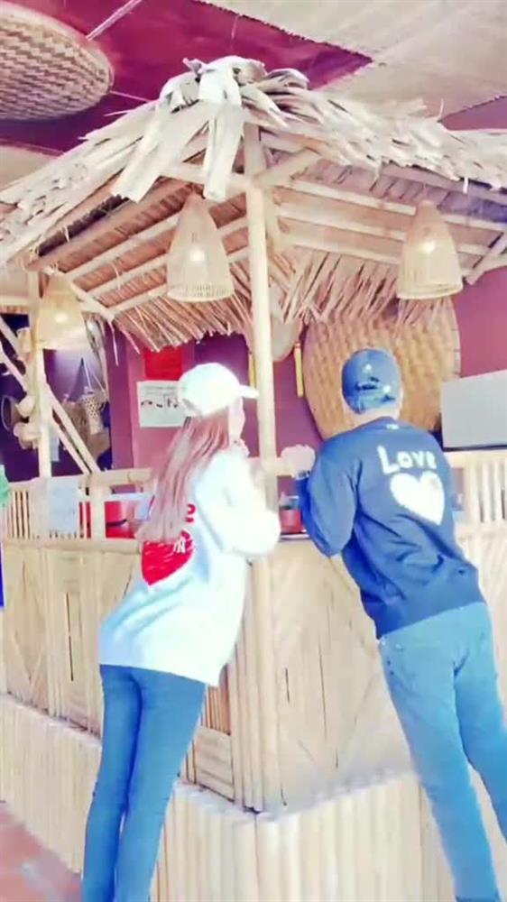 Nhã Phương tiết lộ thích đàn ông mông to, chuẩn Trường Giang còn gì!-3