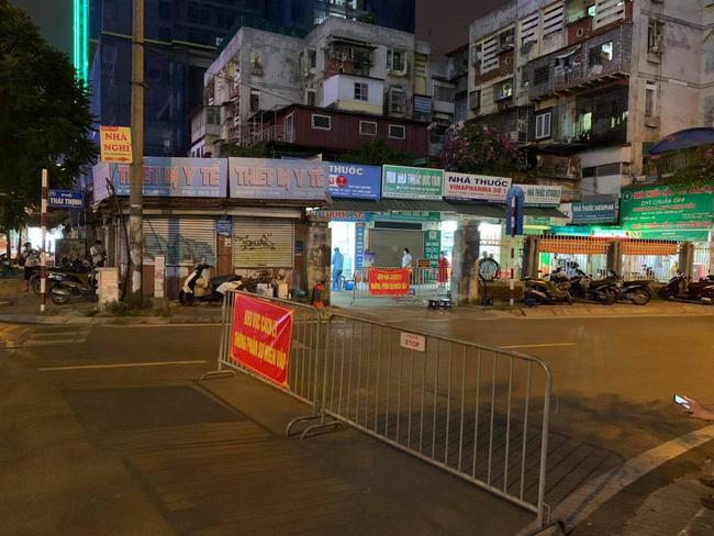 Hà Nội: Đình chỉ hoạt động nhà thuốc Đức Tâm vì phát sinh 24 ca Covid-19-1