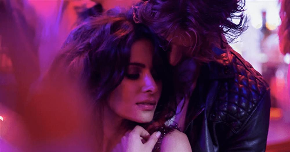 Lý do bất ngờ khiến cặp sao Sex/Life diễn cảnh nóng dễ như bỡn-1