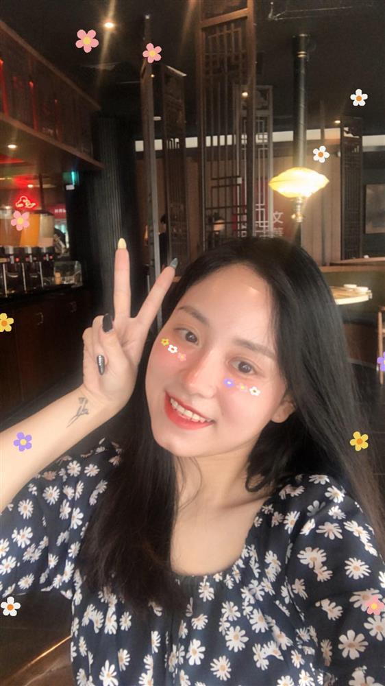 Cô giáo Minh Thu có gì mà khiến 20k con dân thức đêm ôn bài?-9