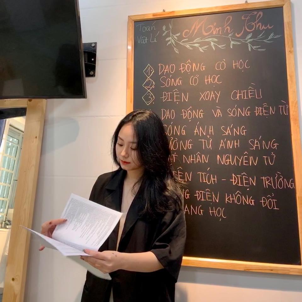 Cô giáo Minh Thu đình đám MXH lộ nhan sắc thật qua ảnh tag-2