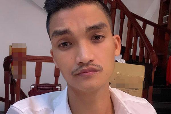 Mạc Văn Khoa show body đẹp, bạn bè vào bóc phốt thấy thương-5