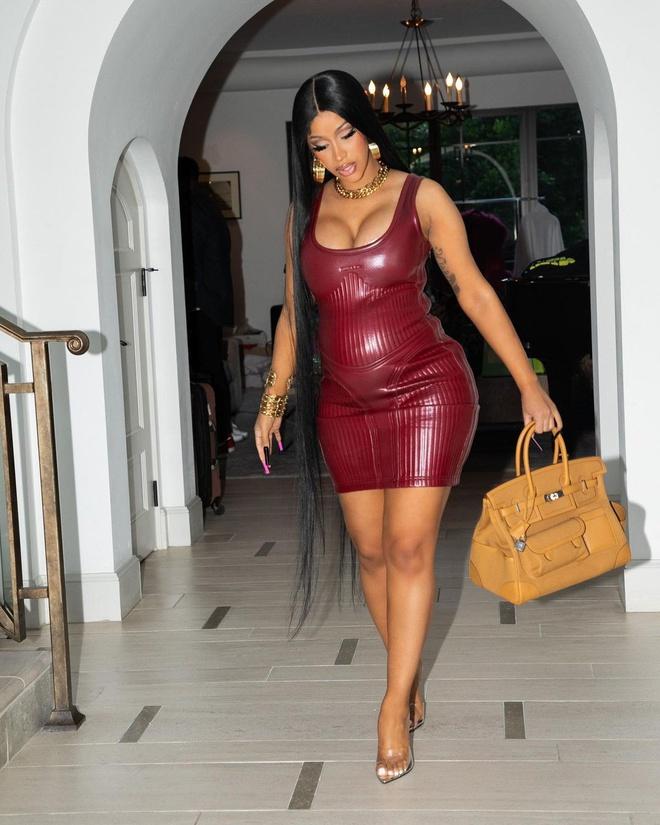 BST 26 chiếc túi Hermès Birkin giá nửa triệu USD của Cardi B-1