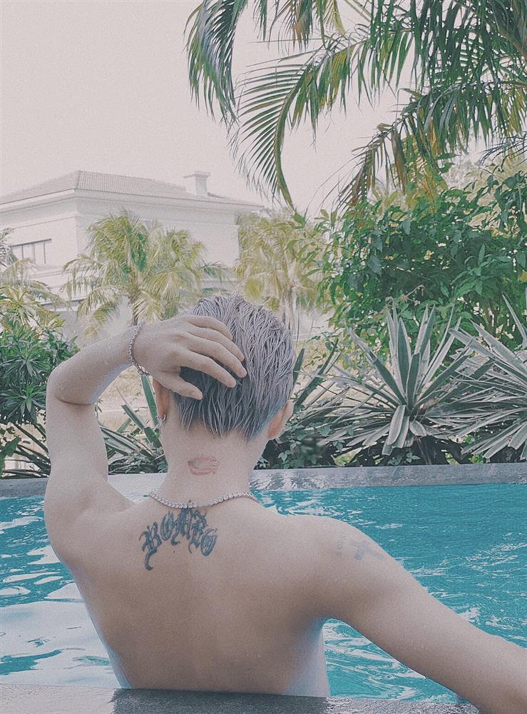 Jack liên tiếp lộ body mỏng như lá lúa-2