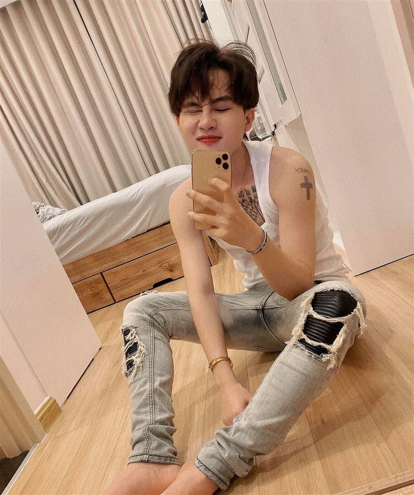 Jack liên tiếp lộ body mỏng như lá lúa-6