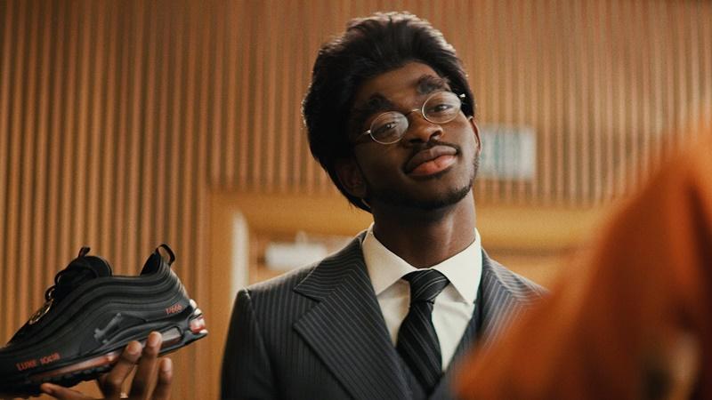 Chủ nhân hit Old Town Road gây sốc khi tung MV khỏa thân 99%-1