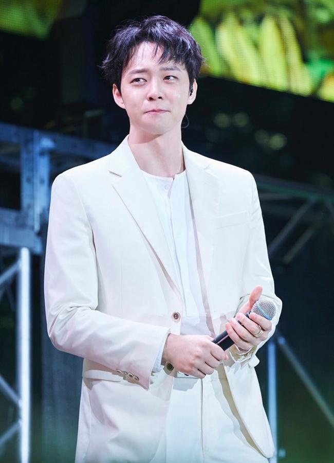 Trở lại sau bê bối lại không giữ lời hứa, Park Yoochun bị cộng đồng mạng “ném đá” dữ dội.