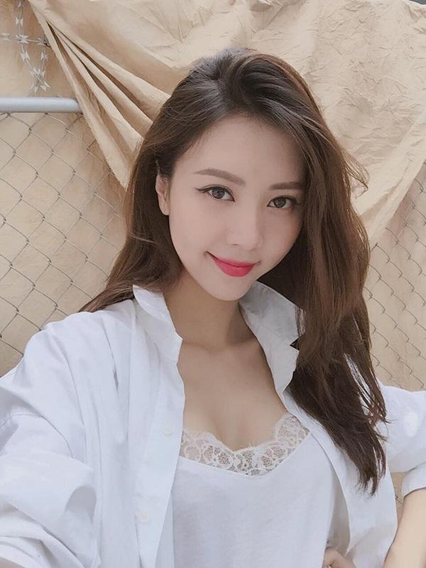 Hot girl Người Ấy Là Ai sinh con, khéo khoe chồng đại gia tâm lý-6