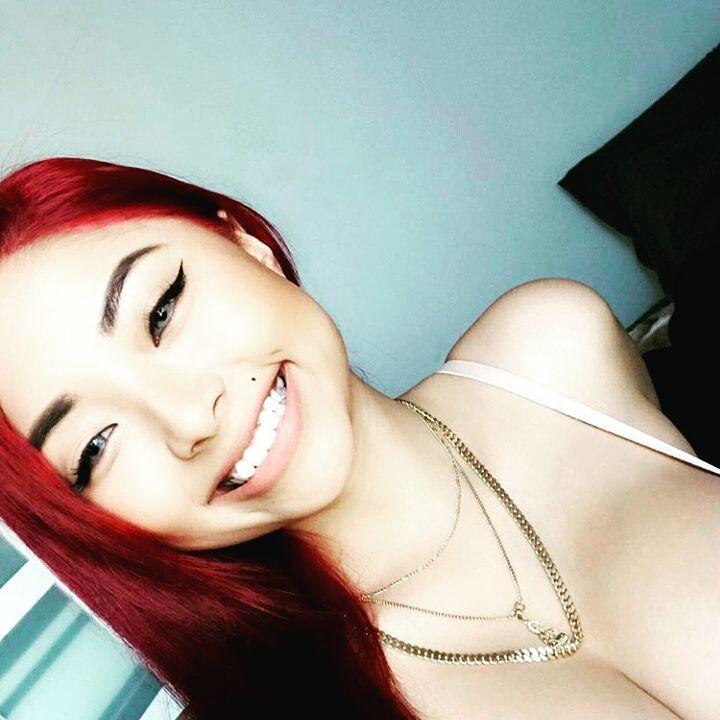 Cassie Trinh Võ - bồ cũ Binz thích phơi ngực trần, Ngân 98 thua xa-7