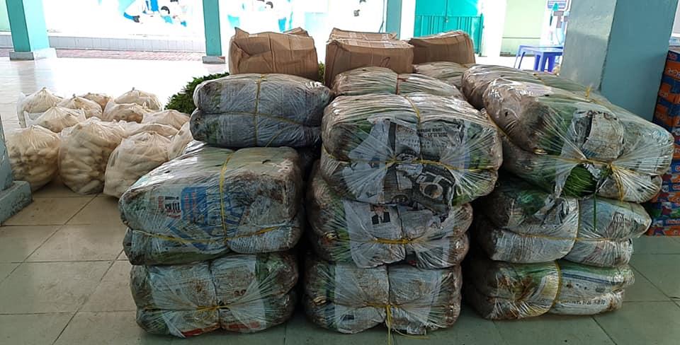 Làm từ thiện, Việt Hương bị xỉa xói phải chửi mới trả lời-2