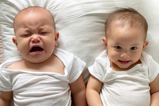 Ông vua kim cương gốc Việt tại Mỹ cũng mê cặp sinh đôi nhà Hà Hồ