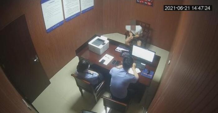 Bạn trai tặng 74 tỷ, cô gái sốc nặng về thân phận thật của người yêu-2