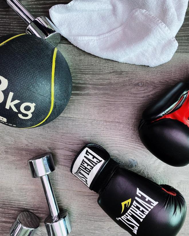 Tập luyện thế nào để có vóc dáng săn chắc như vợ Messi-2