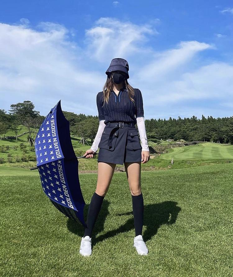 Hyomin, Sooyoung lên đồ đi đánh golf vừa chất vừa như nữ sinh 18-1