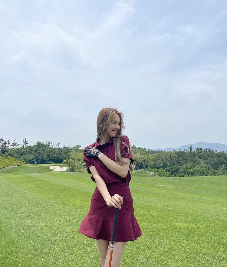 Hyomin, Sooyoung lên đồ đi đánh golf vừa chất vừa như nữ sinh 18-7