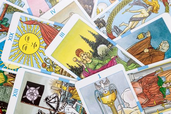 Bói bài Tarot tuần từ ngày 26/7 đến 1/8/2021: Đời không như là mơ