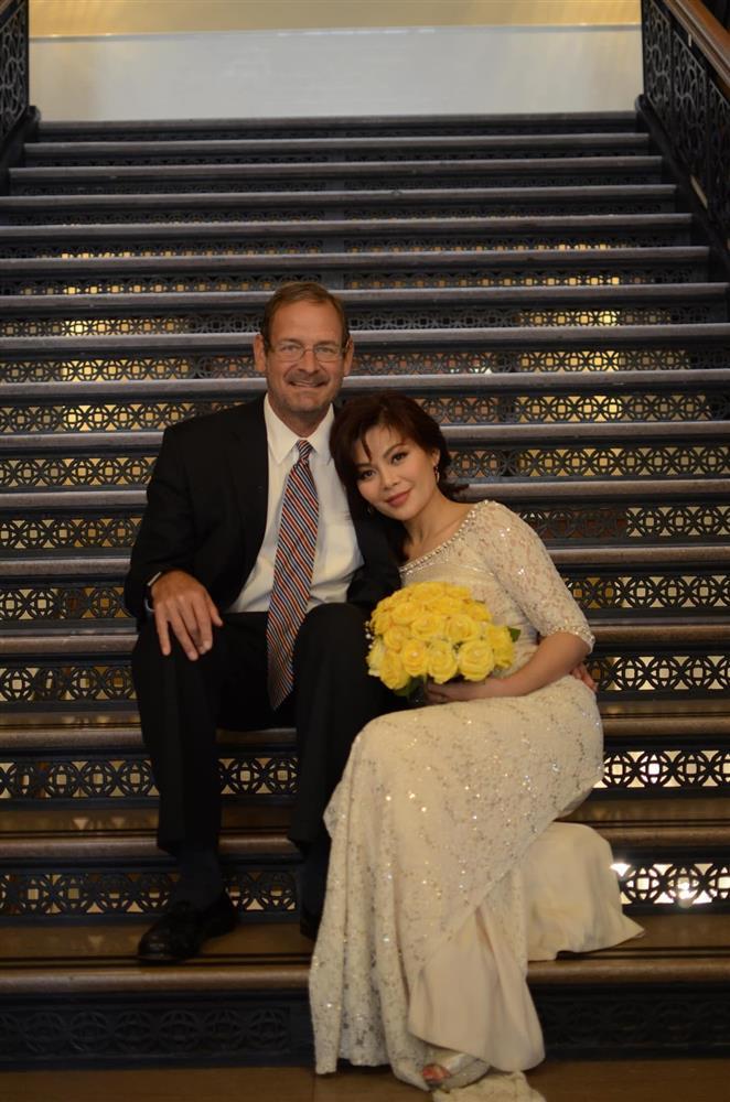 Ngọc Anh 3A viên mãn khi tái hôn với chồng Tây-1