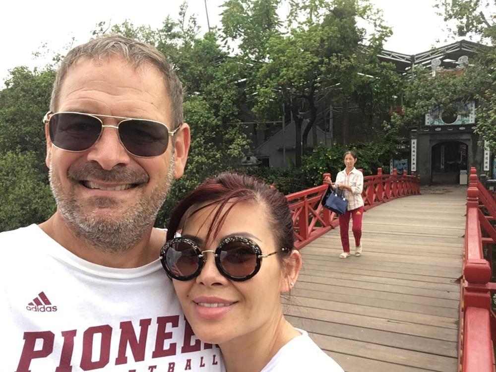 Ngọc Anh 3A viên mãn khi tái hôn với chồng Tây-7