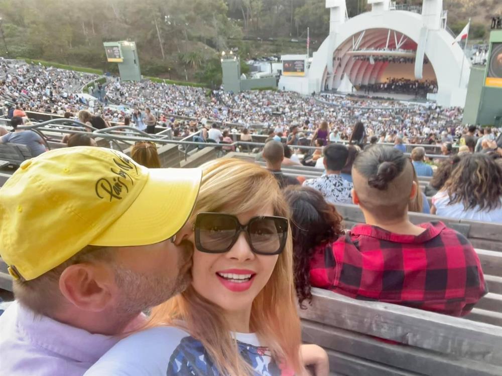 Ngọc Anh 3A viên mãn khi tái hôn với chồng Tây-11