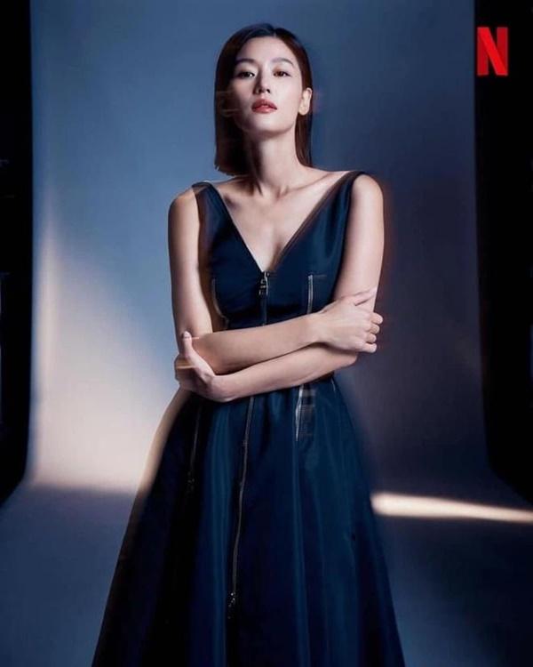 Vai diễn gần như không thoại, vật vờ như một cái bóng của Jeon Ji Hyun-4