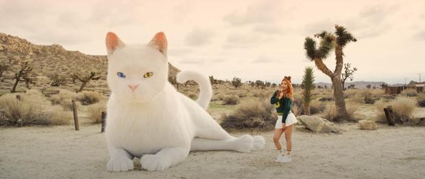 Red Velvet comeback sau 2 năm, ai ngờ MV đã được tiền bối f(x) tung hint từ lâu lắm rồi?-4