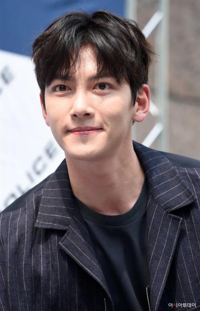 Ji Chang Wook dương tính với Covid-19, cả đoàn phim lo sốt vó-4