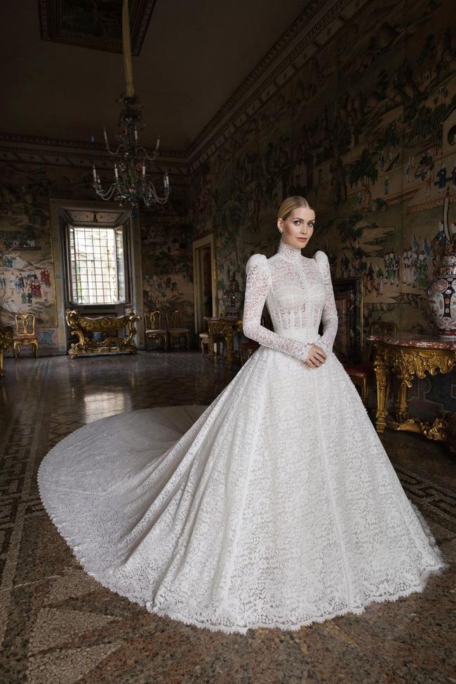 Cháu gái Công nương Diana kết hôn: Bộ váy cưới và câu chuyện đằng sau số 32-5