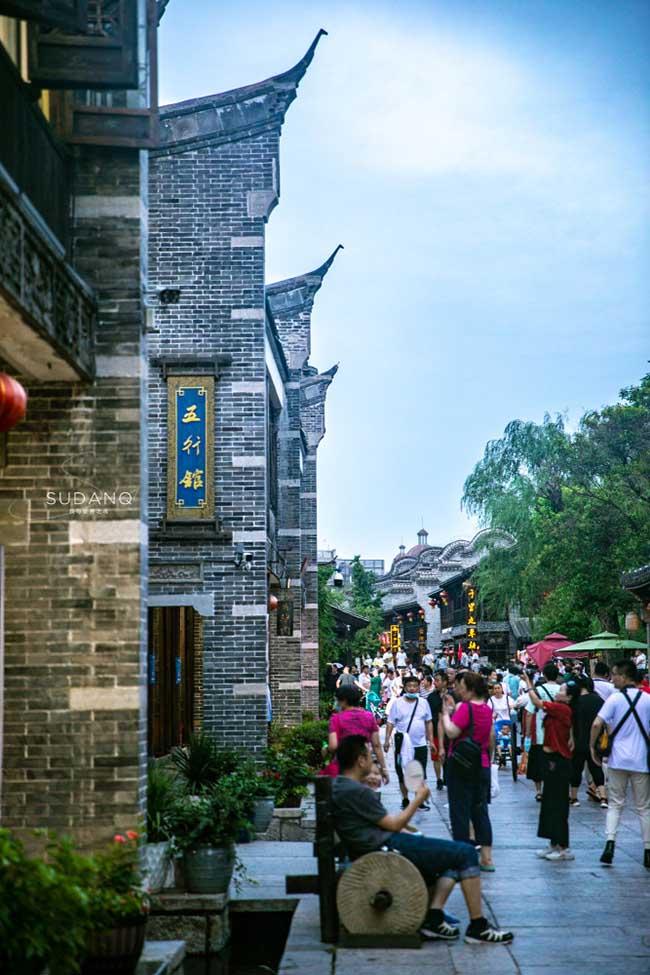 Thị trấn đẹp nhất thế giới, được cả vua Khang Hy và Càn Long khen ngợi-6