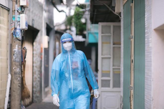 HHen Niê hóa shipper năng nổ, chung tay phòng chống Covid-19-10