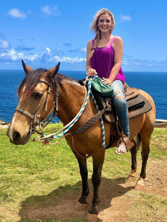 Cô đam mê tập gym và các môn thể thao khác.