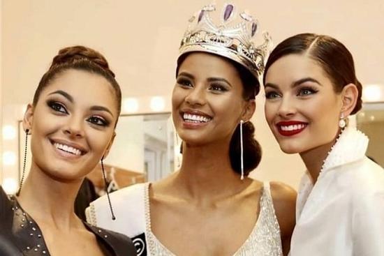 3 hoa hậu đình đám chung khung hình, đố tìm nổi 1 nét xấu
