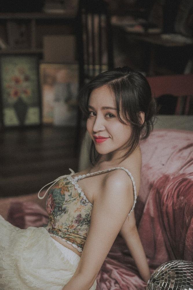 Bà Tưng khoe vòng 1 căng đét nhưng không còn tưng như xưa-3