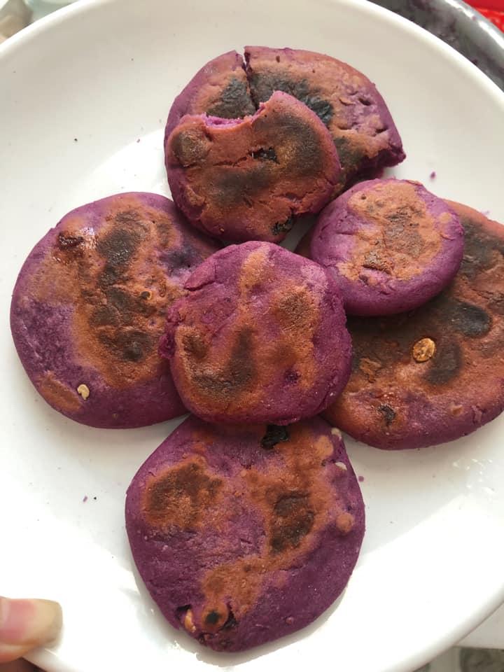 Gái đoảng trổ tài chiên khoai, lúc bày ra đĩa ai cũng tưởng... phân chó-7