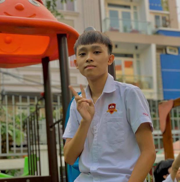 Đàn con nuôi Phi Nhung được bao nhiêu điểm thi THPT Quốc gia 2021?-1