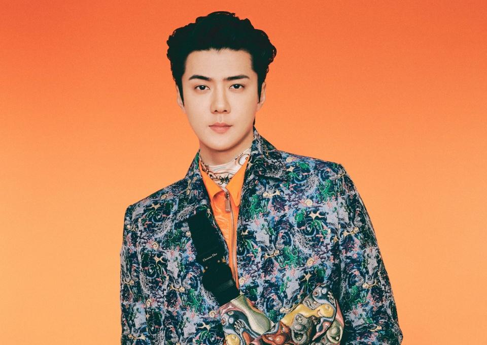 Rình rập nghệ sĩ 24/7-1