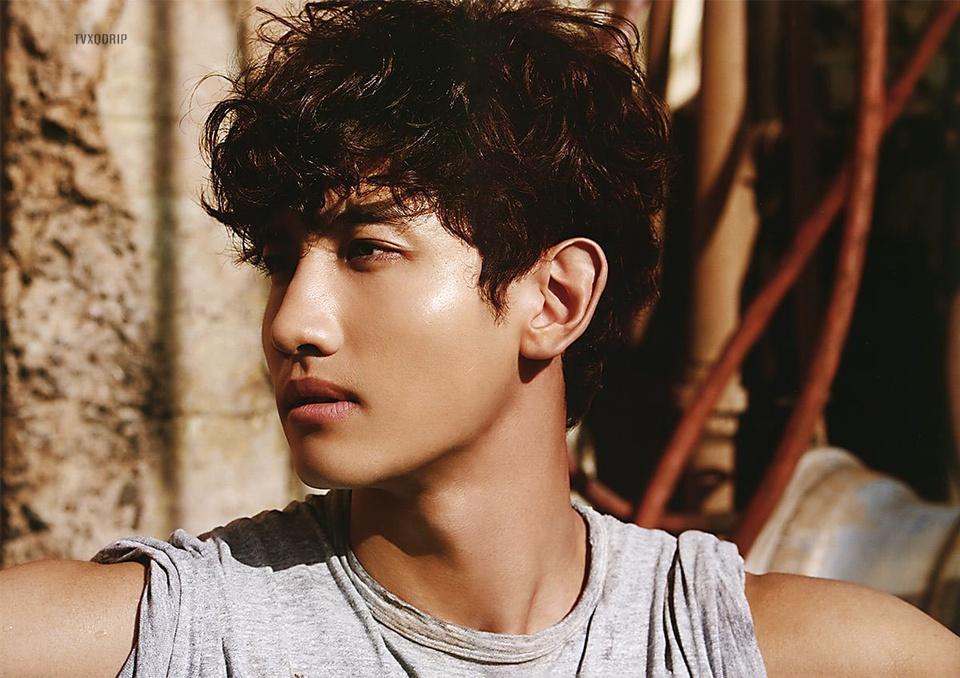 Rình rập nghệ sĩ 24/7-4