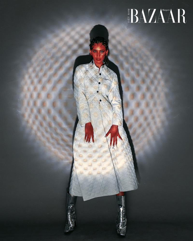 Hoa hậu Tiểu Vy thử hoá thân thành người ngoài hành tinh-7