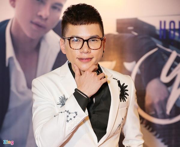 Ca sĩ Việt có cha mẹ nổi tiếng-11