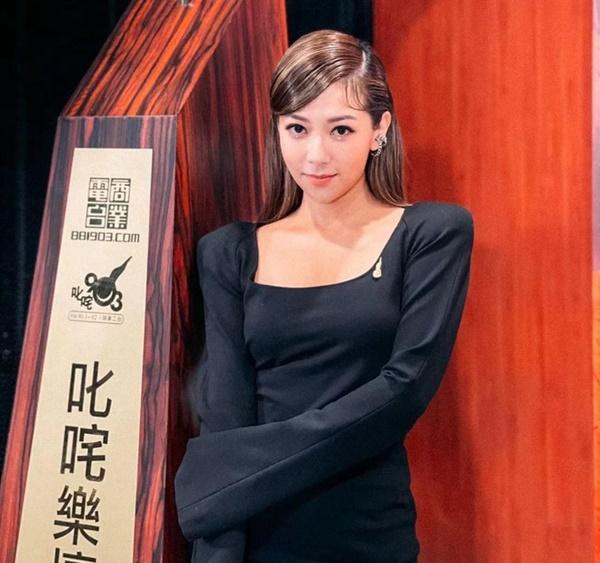 Tình cảnh trái ngược của hai người đẹp phải rời TVB-4