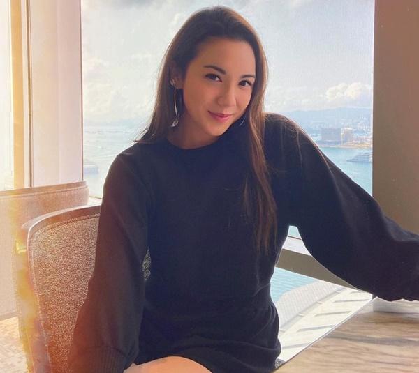 Tình cảnh trái ngược của hai người đẹp phải rời TVB-13