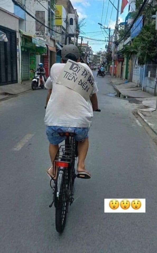 Mùa dịch mà phải ra đường, chồng trình bày lý do cười rơi răng-2