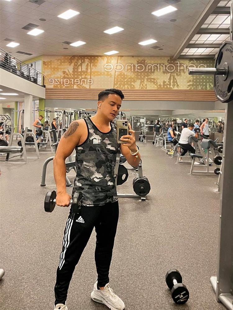 Cao Thái Sơn phản ứng gắt khi bị nói bê đê gồng-3