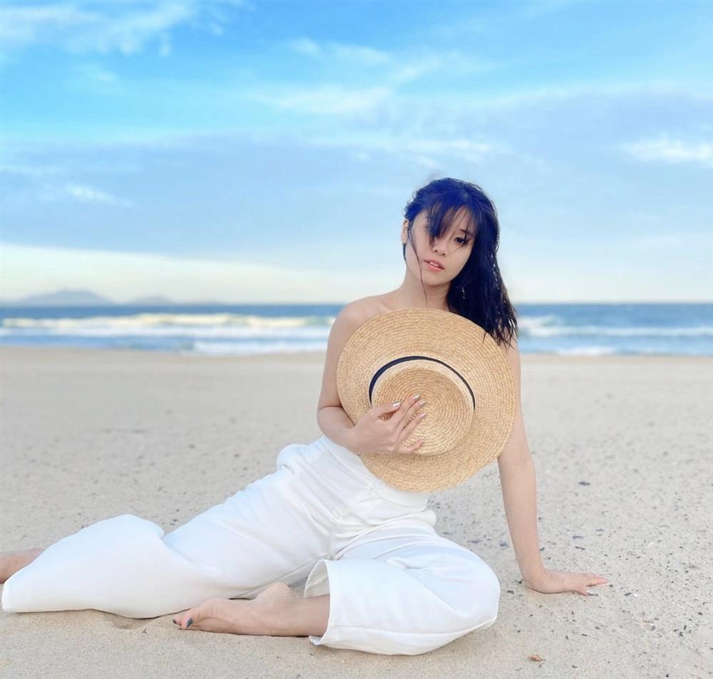 Hoàng Yến Chibi trưng trổ body khét lẹt không còn là cô chibi ngày nào!-6