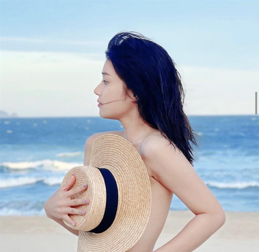 Hoàng Yến Chibi trưng trổ body khét lẹt không còn là cô chibi ngày nào!-7