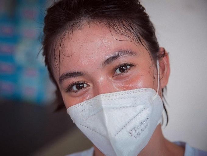 Những khoảnh khắc nghệ sĩ Việt giúp dân chống dịch gây xúc động-5