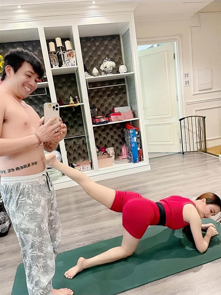 Vợ hai hé lộ cách xưng hô với con riêng của Minh Nhựa-4