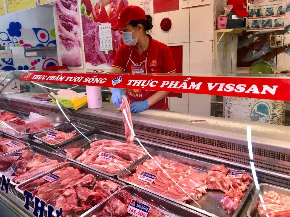 Phát hiện 43 người mắc COVID-19, Vissan dừng cung cấp thịt lợn cho TP.HCM-1