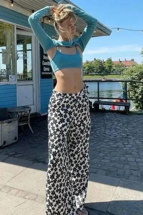 Loạt quần hoa bà thím lại chiếm sóng hè năm nay-13